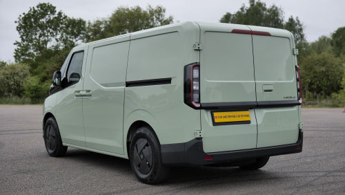 FARIZON SV L1 ELECTRIC 170kW 83kWh H1 Van Auto view 6